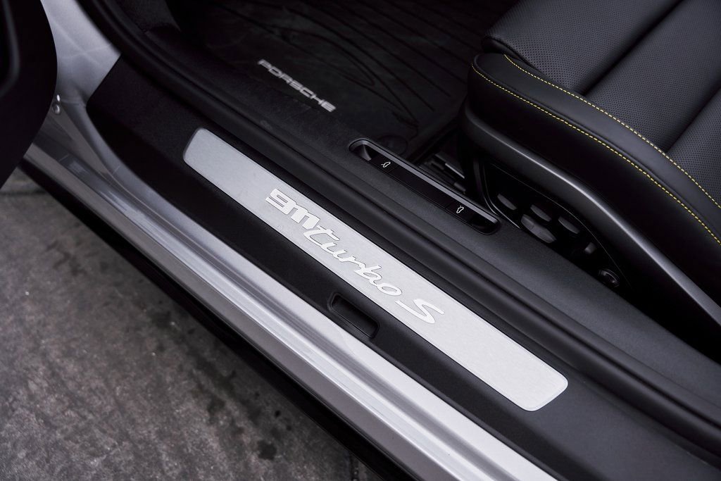Used 2025 Porsche 911 Turbo S image 34