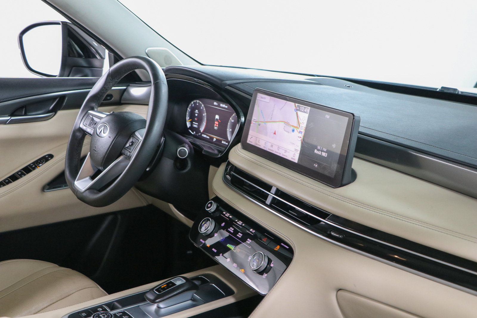Used 2023 INFINITI QX60 Luxe w/ Vision Package AWD/4WD image 29