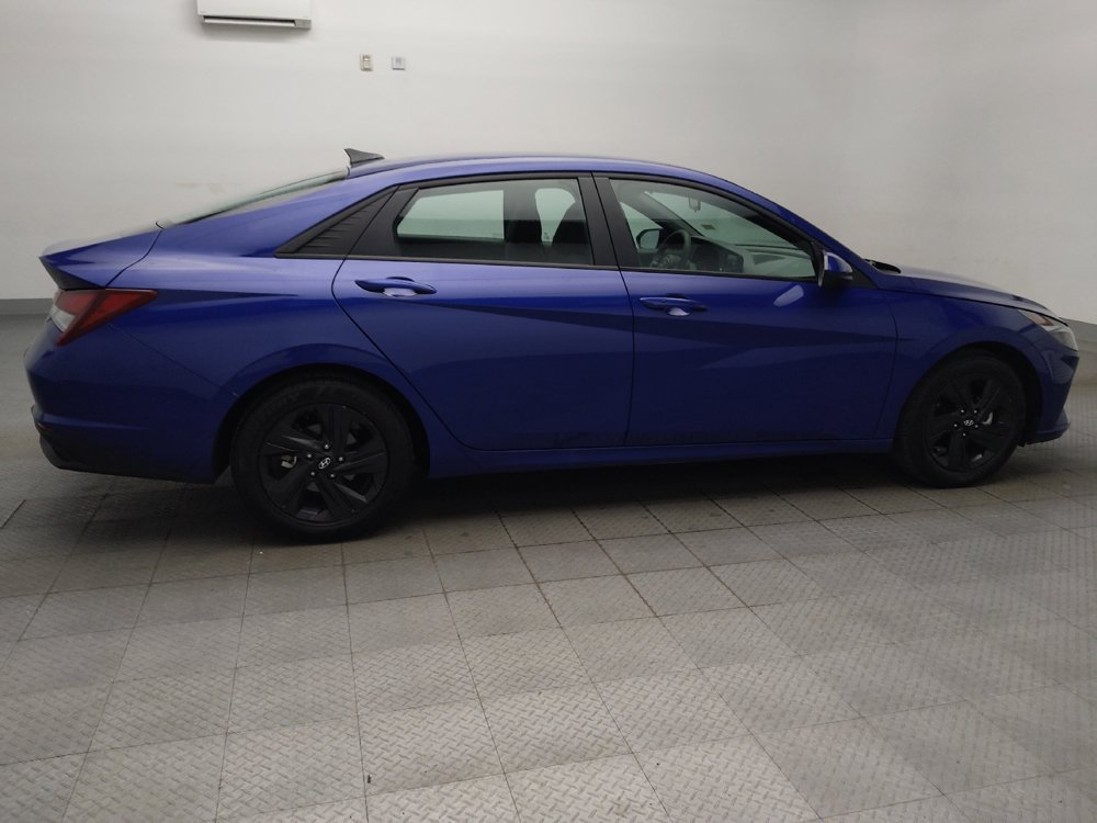 Used 2021 Hyundai Elantra SEL FWD image 10