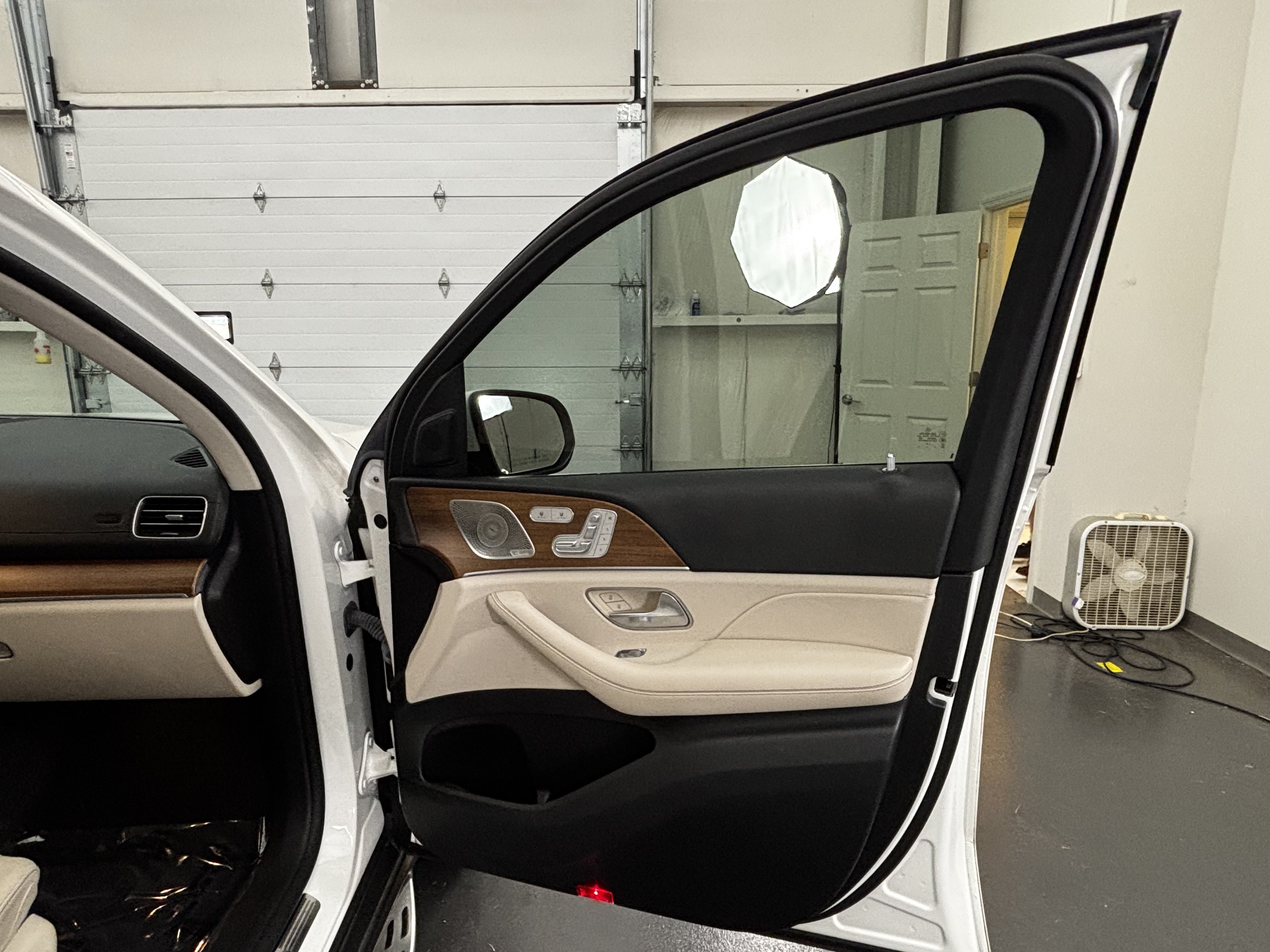 Used 2021 Mercedes-Benz GLS 450 4MATIC image 19