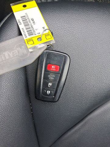 Used 2022 Toyota Highlander XLE image 28