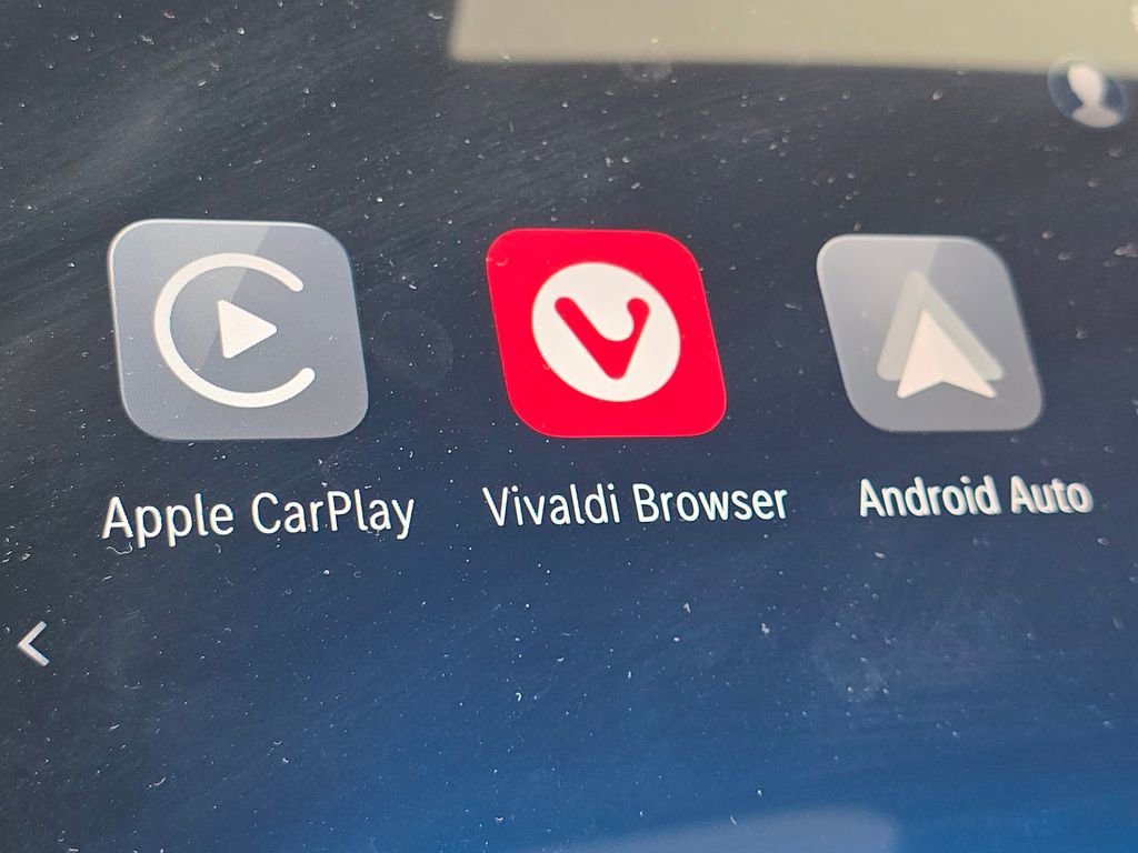 Certified 2026 Mercedes-Benz GLC 300 4MATIC image 4