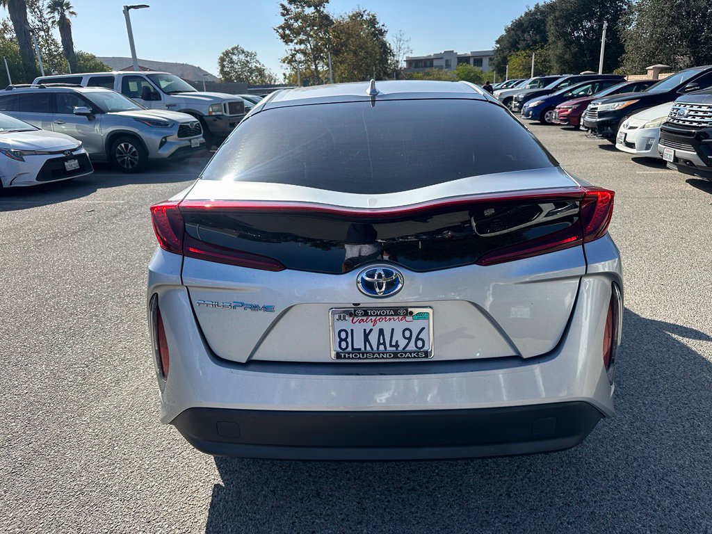 Certified 2019 Toyota Prius Prime Premium FWD image 3
