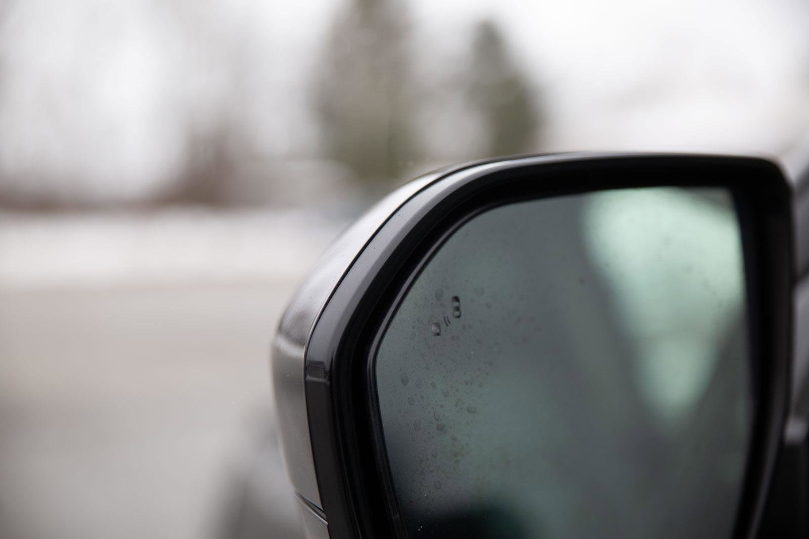 Used 2024 Ford Expedition XLT image 2