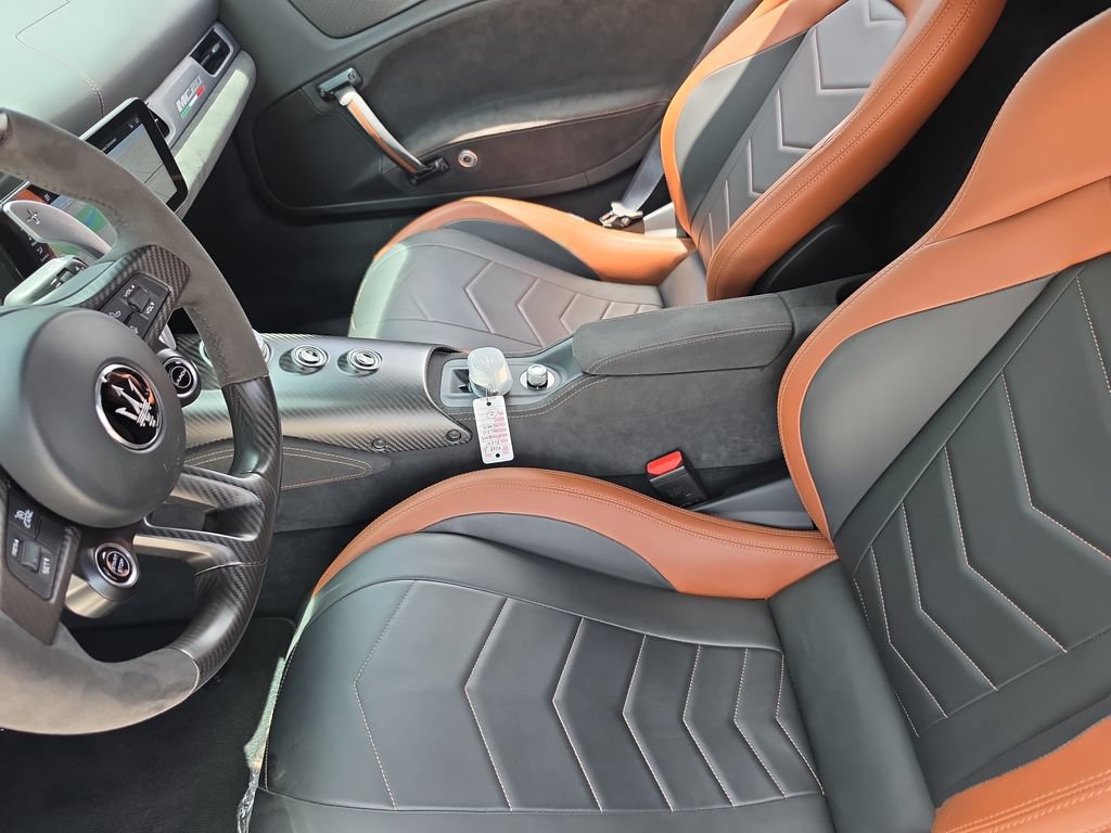 Used 2022 Maserati MC20 Coupe RWD image 14