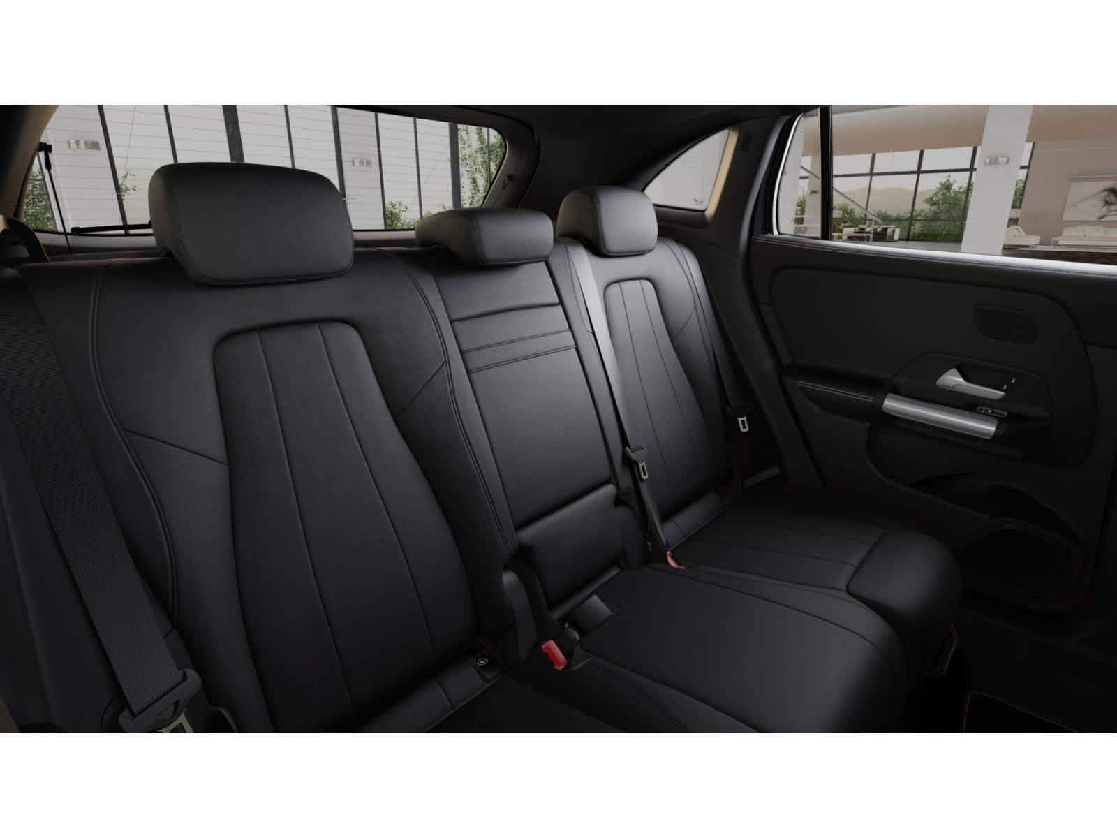 New 2026 Mercedes-Benz GLA 250 4MATIC image 4