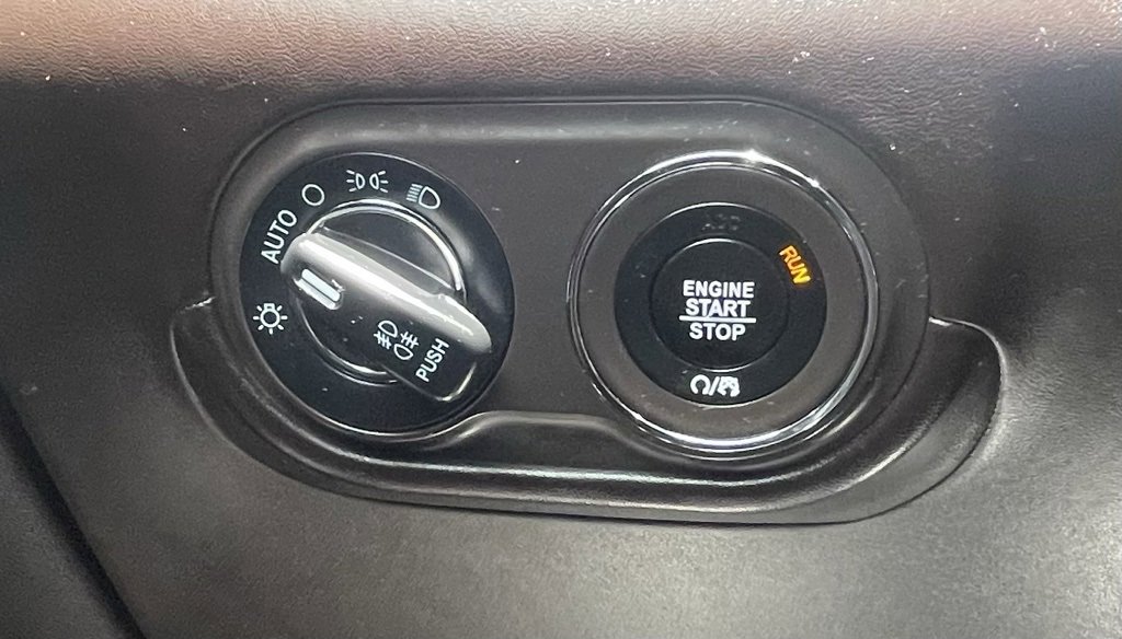 Used 2019 Maserati Levante GranLusso image 24