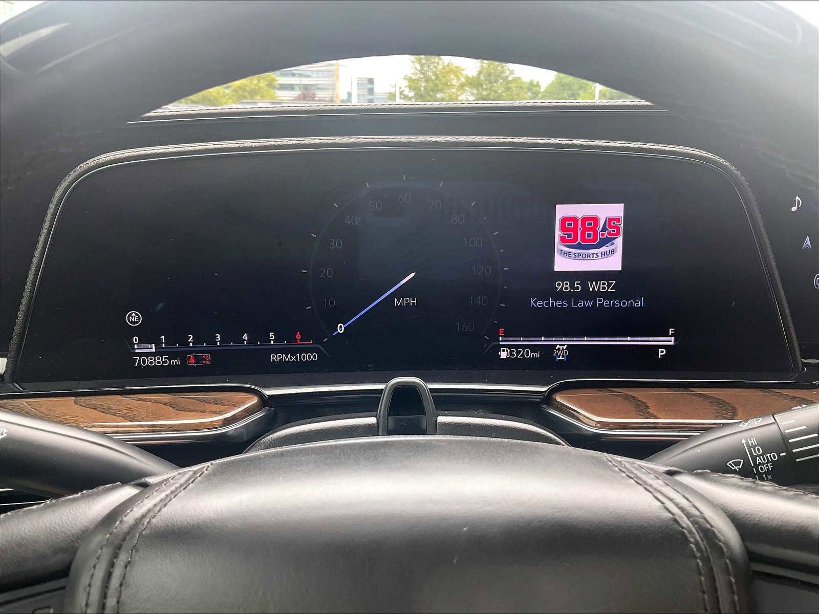 Used 2023 Cadillac Escalade Sport Platinum w/ LPO, ONYX Package image 26