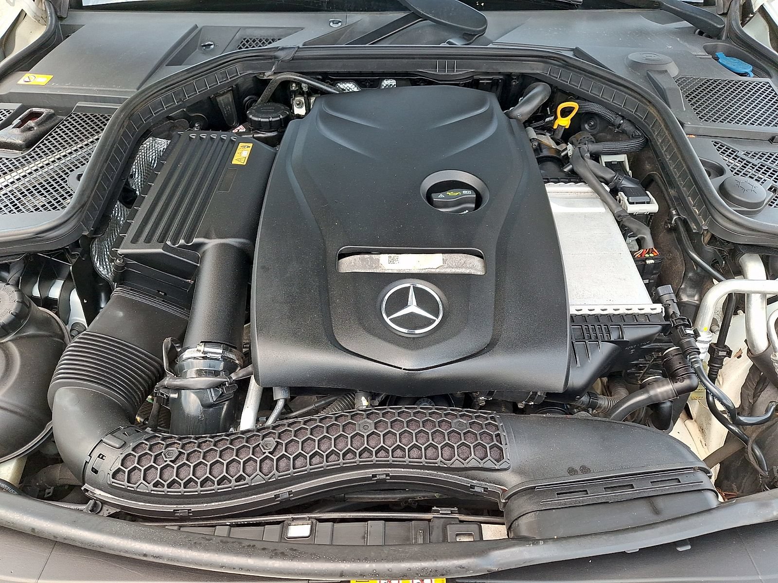 Used 2016 Mercedes-Benz C 300 4MATIC Sedan image 29