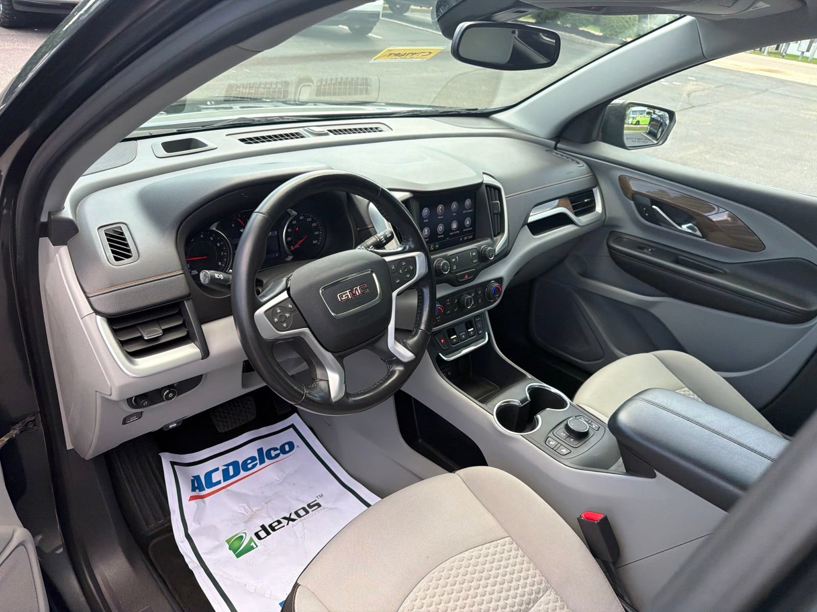 Used 2021 GMC Terrain SLE w/ Driver Convenience Package FWD image 10