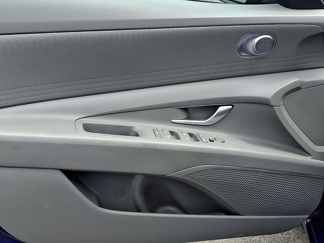Certified 2024 Hyundai Elantra SEL FWD image 12