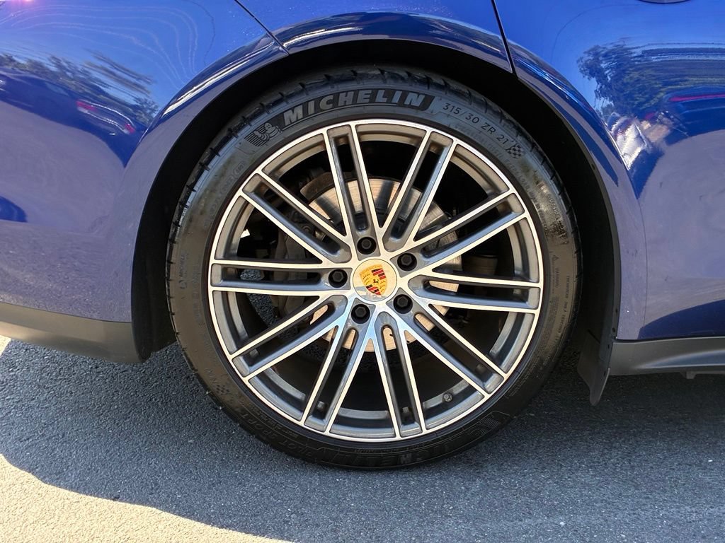 Used 2020 Porsche Panamera 4S AWD/4WD image 58