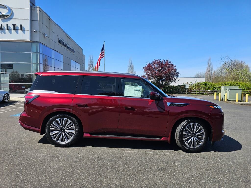 New 2025 INFINITI QX80 Luxe image 8