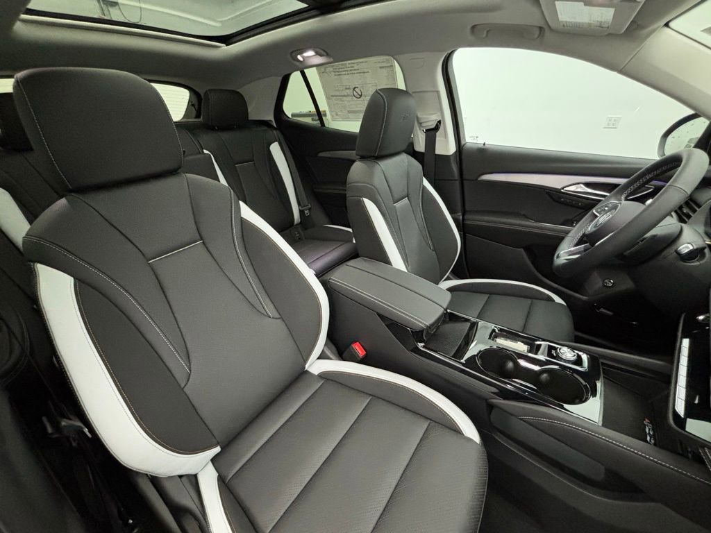 New 2025 Buick Envision Sport Touring image 38