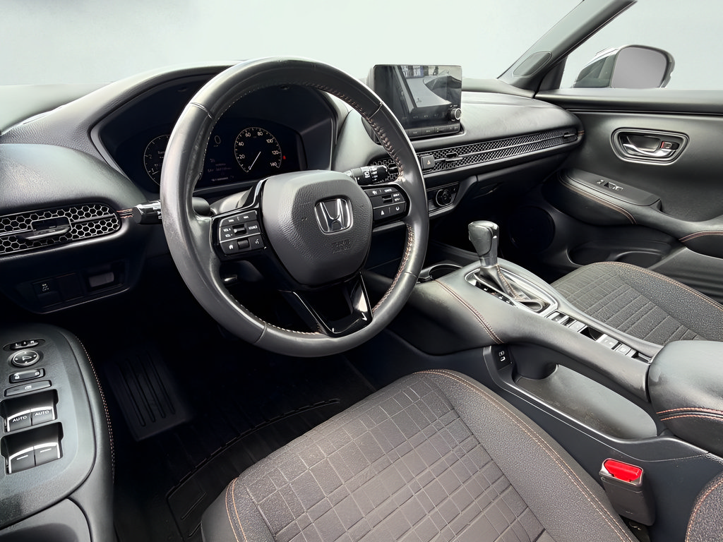 Used 2024 Honda HR-V Sport image 15