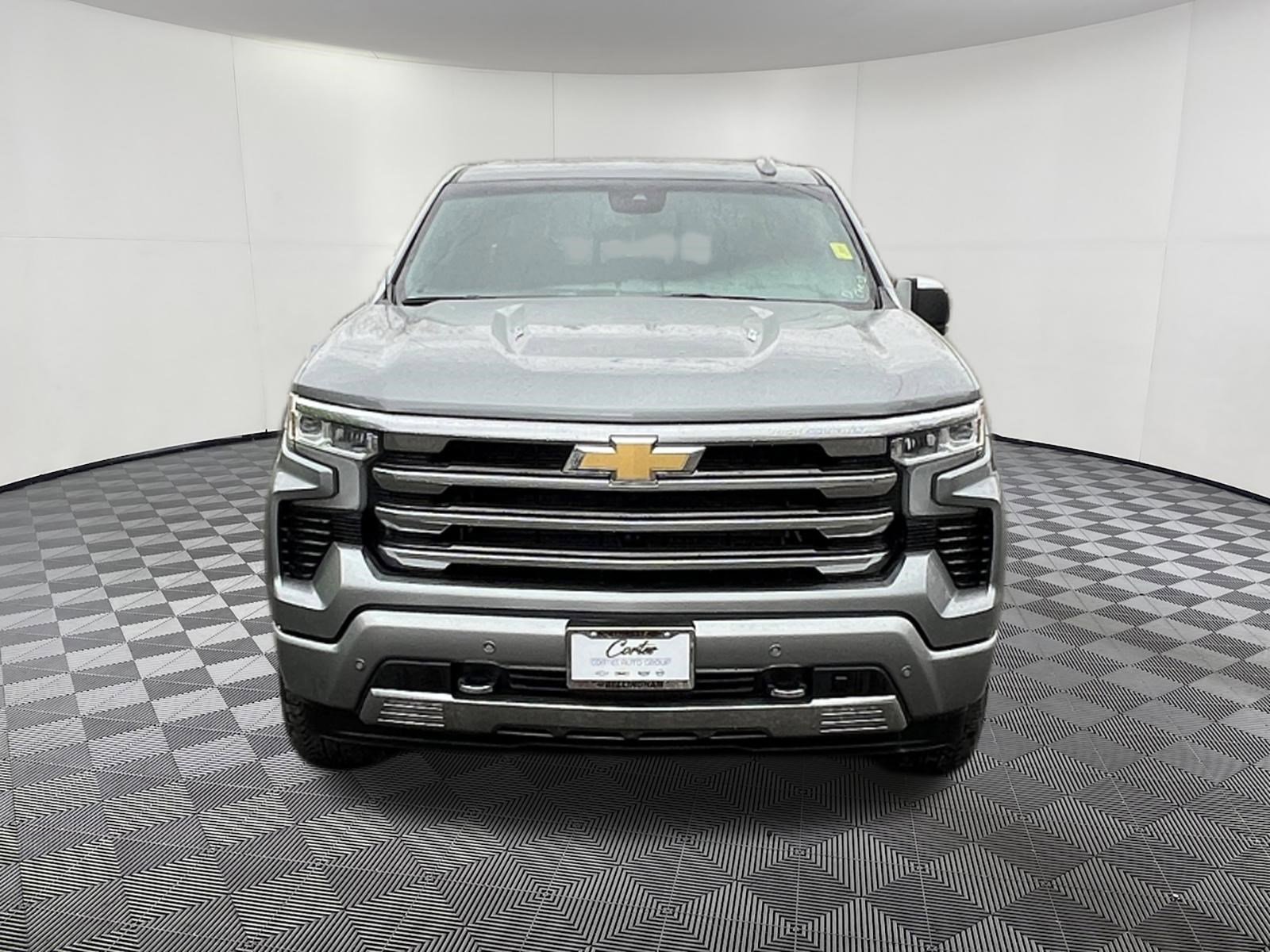 Used 2023 Chevrolet Silverado 1500 High Country w/ Max Trailering Package AWD/4WD image 2