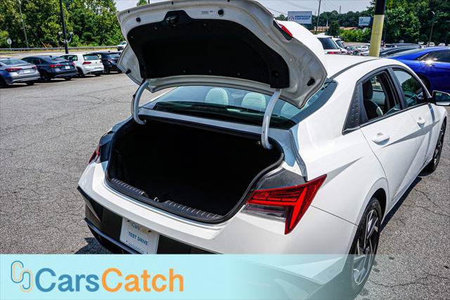 Used 2024 Hyundai Elantra Limited FWD image 44