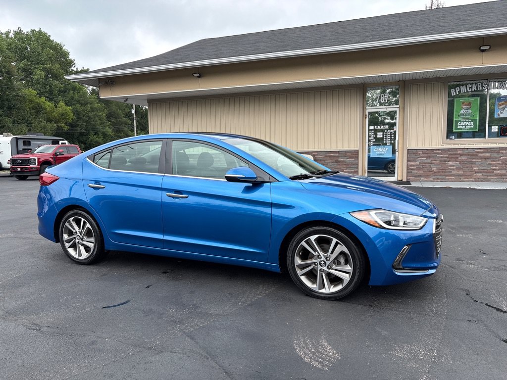 Used 2017 Hyundai Elantra Limited w/ Limited Ultimate Package 05 FWD image 1
