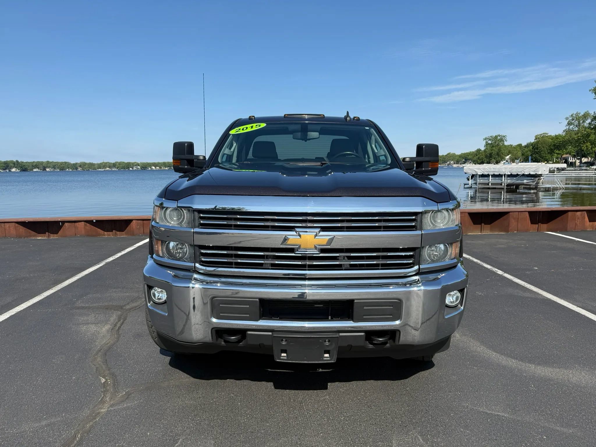 Used 2015 Chevrolet Silverado 2500 LT w/ LT Convenience Package AWD/4WD image 2