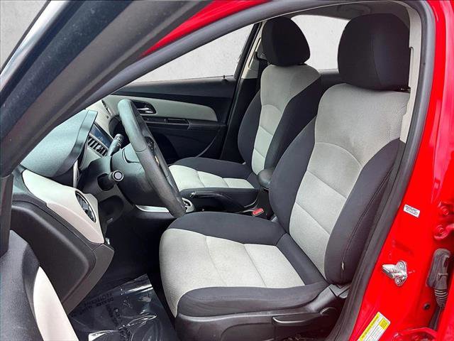 Used 2015 Chevrolet Cruze LS image 26