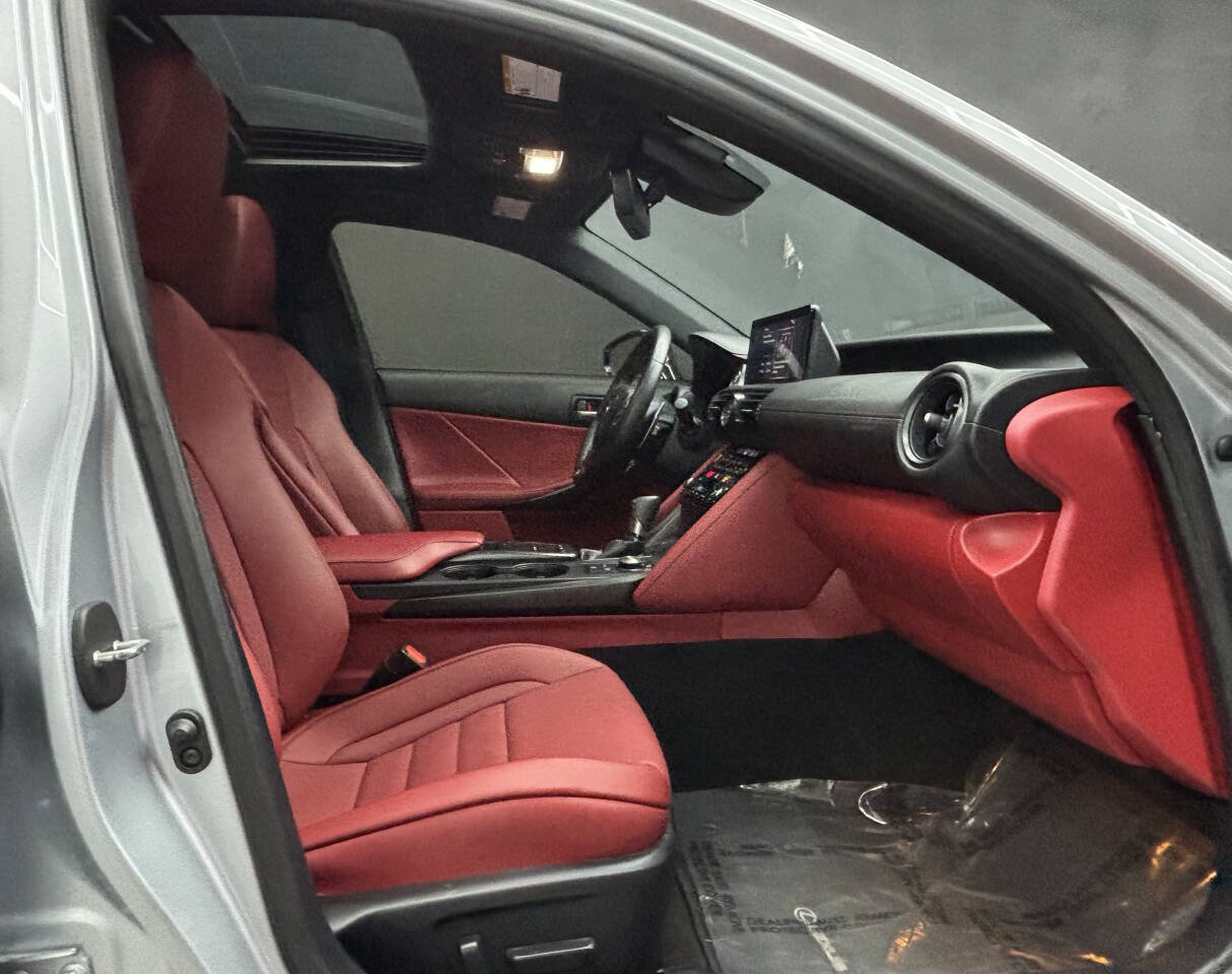 Used 2024 Lexus IS 350 F Sport RWD image 35