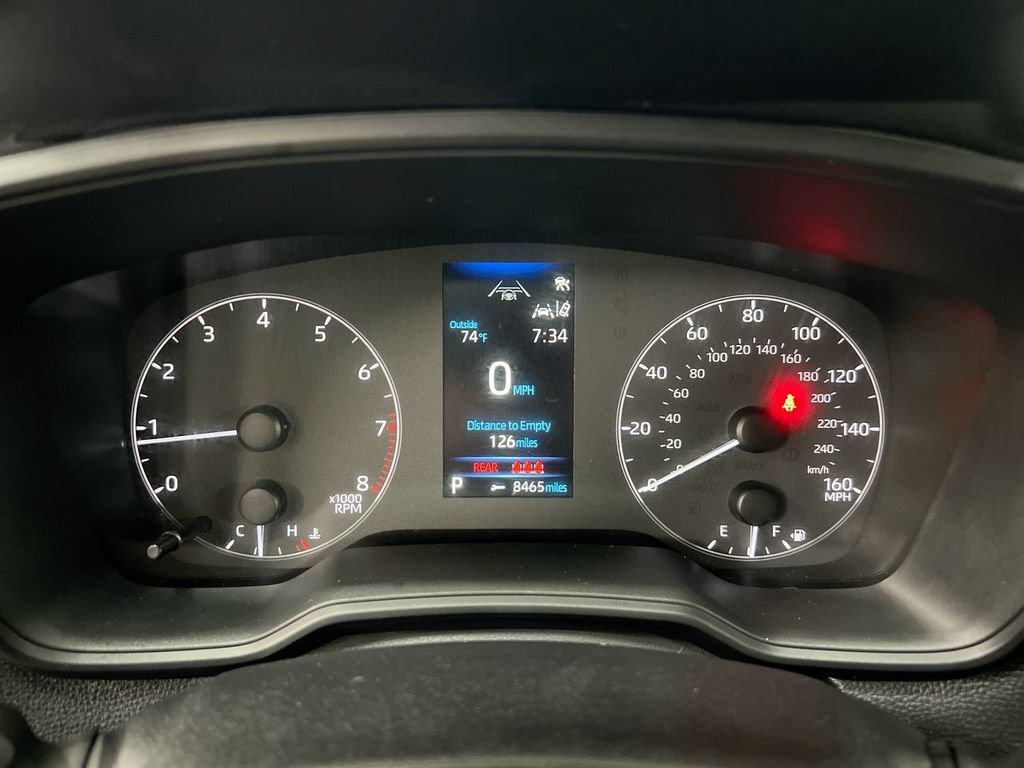 Used 2023 Toyota Corolla Cross LE FWD image 12