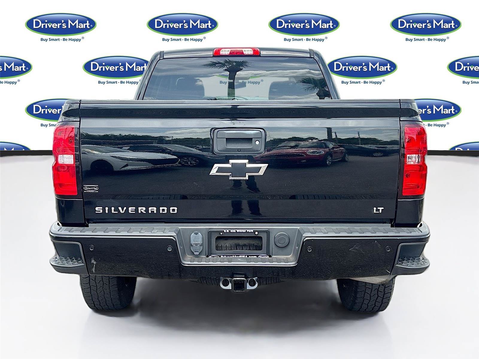 Used 2018 Chevrolet Silverado 1500 LT w/ Midnight Edition AWD/4WD image 6