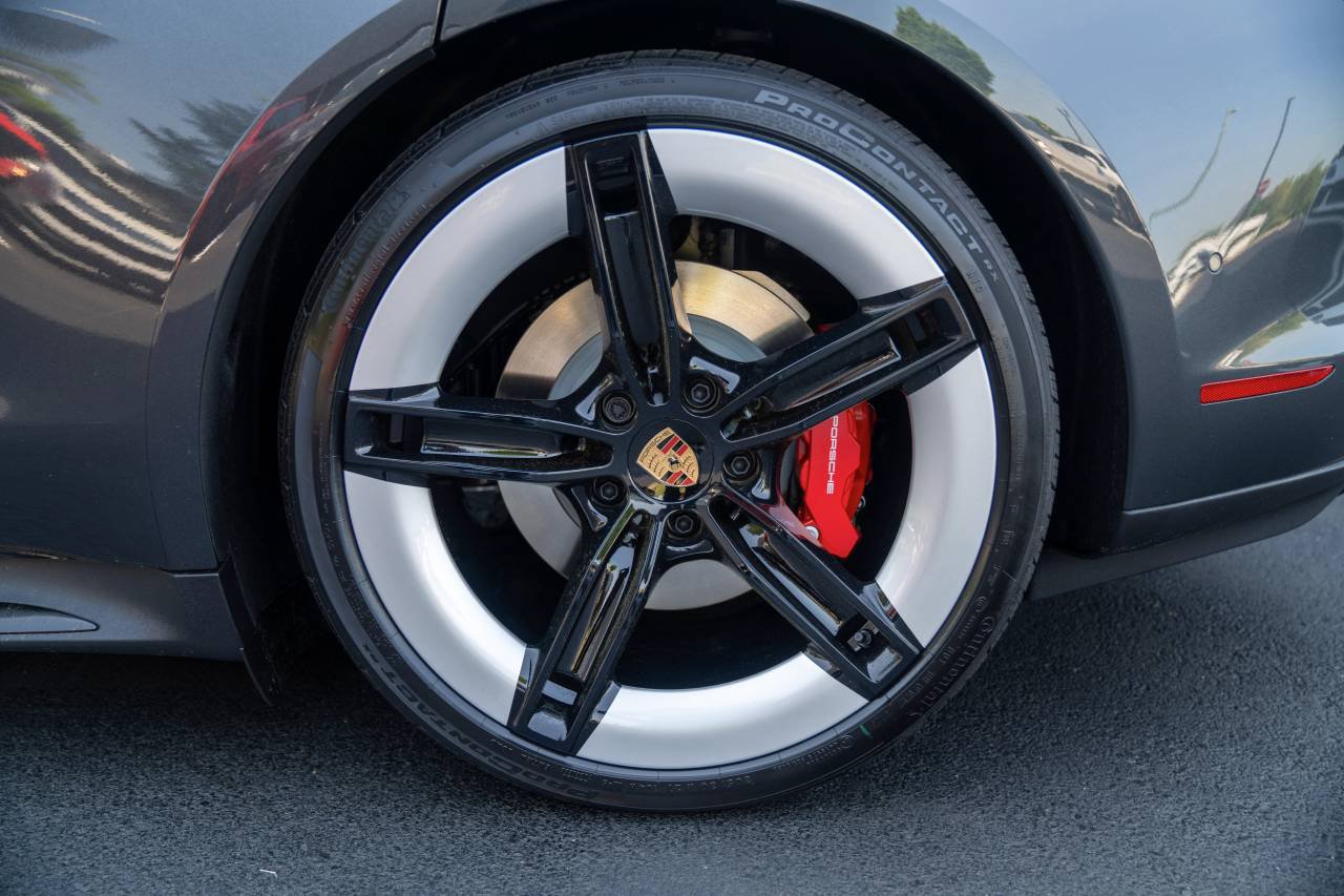 New 2026 Porsche Taycan GTS AWD/4WD image 7