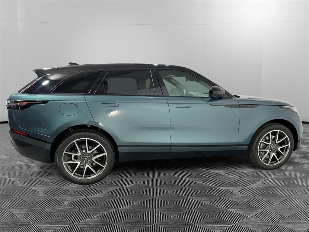 New 2026 Land Rover Range Rover Velar Dynamic SE image 6