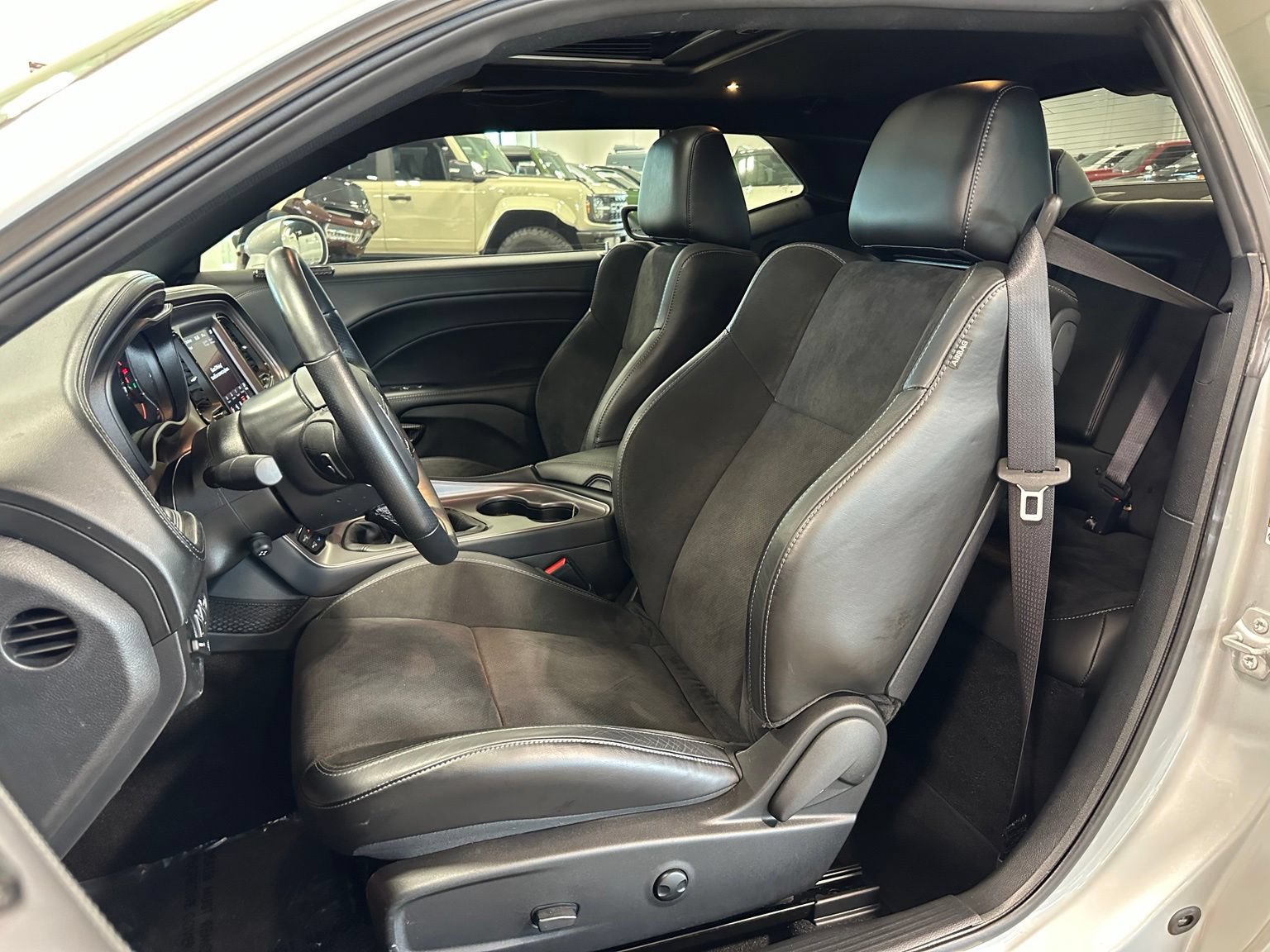 Used 2023 Dodge Challenger R/T w/ Plus Package RWD image 15