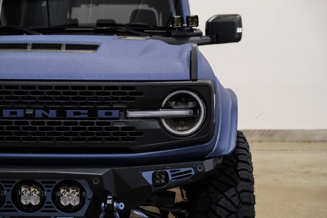 Used 2025 Ford Bronco Badlands AWD/4WD image 3