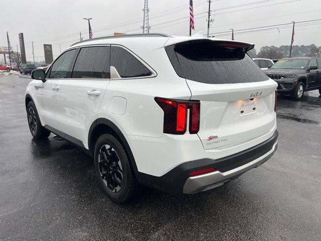Used 2025 Kia Sorento S image 21