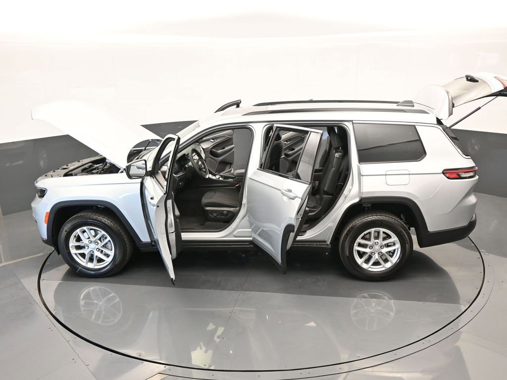 Used 2024 Jeep Grand Cherokee L Laredo image 55
