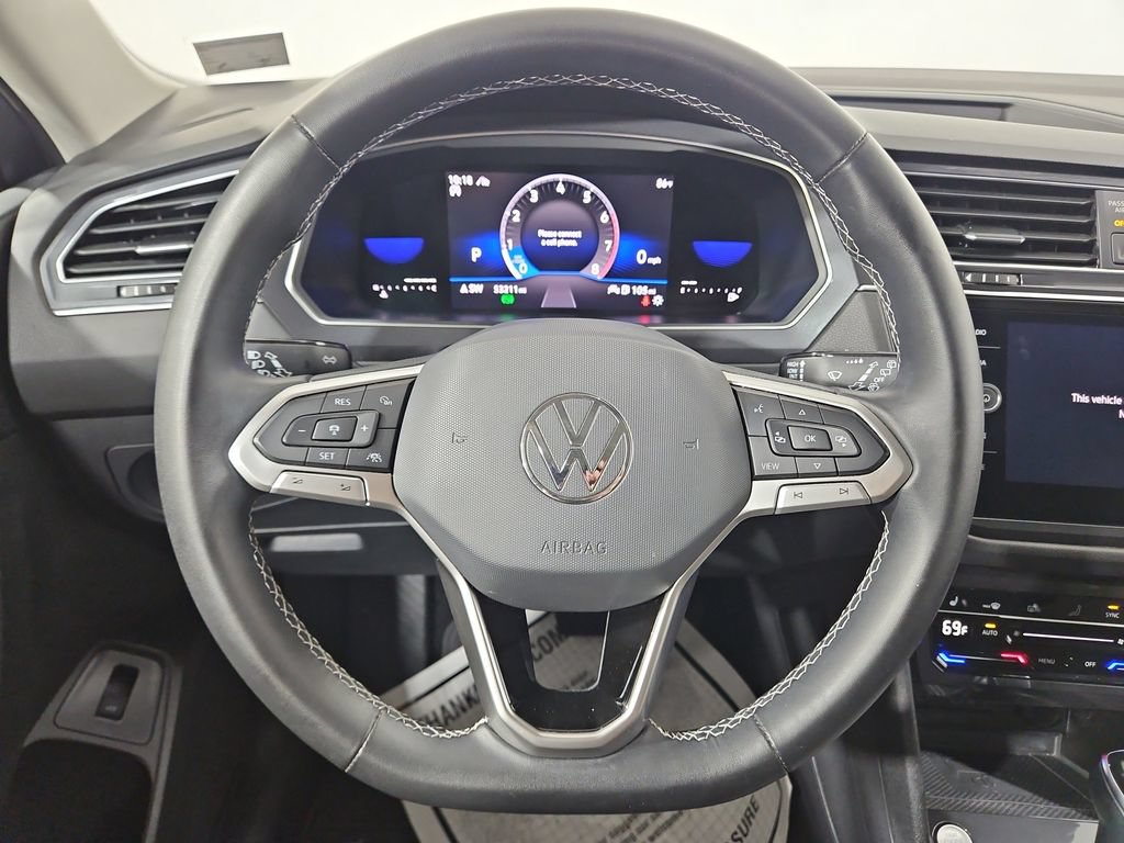 Used 2022 Volkswagen Tiguan SE AWD/4WD image 14