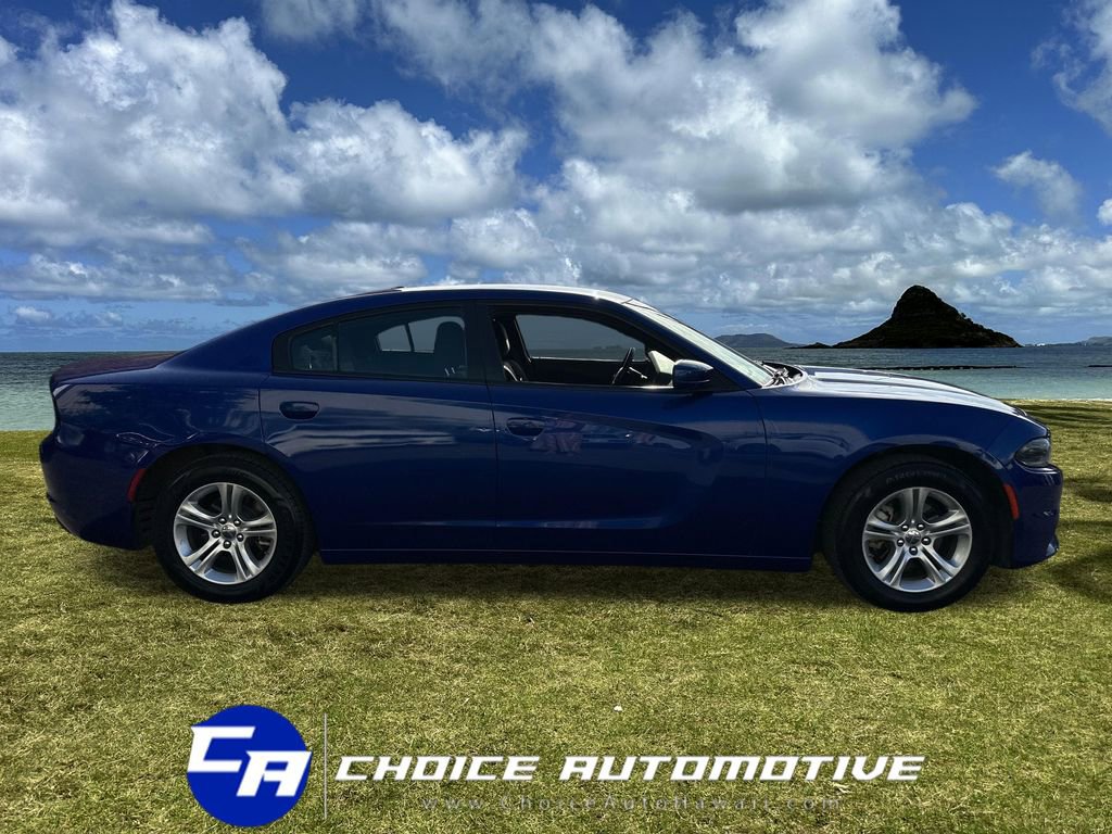 Used 2022 Dodge Charger SXT RWD image 9