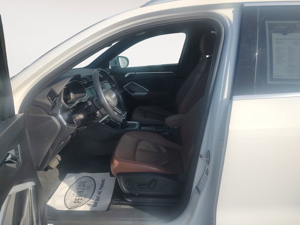 Used 2019 Audi Q3 2.0T Premium Plus w/ Premium Plus Package image 9