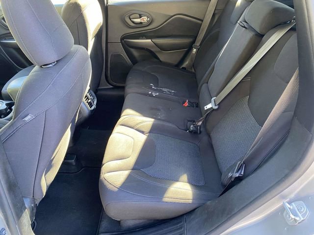 Used 2020 Jeep Cherokee Latitude image 15