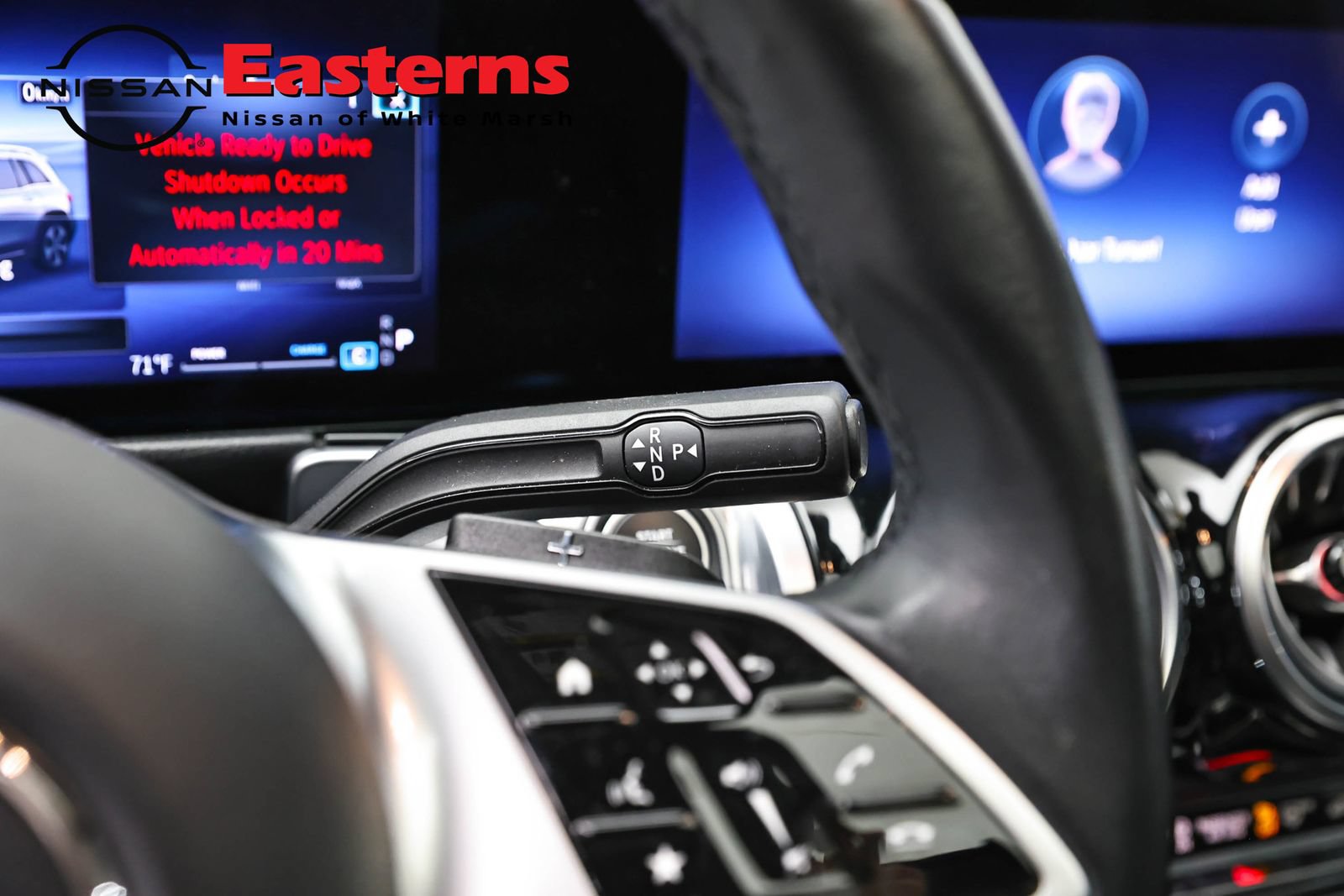 Used 2025 Mercedes-Benz GLB 250 w/ Exclusive Package image 16
