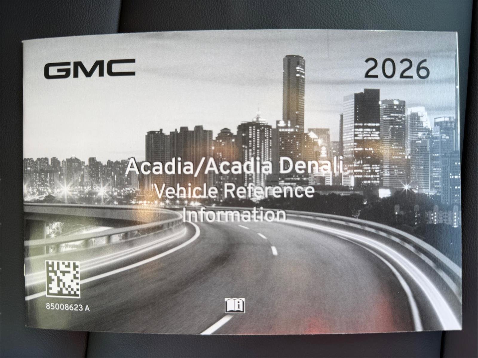 New 2026 GMC Acadia Elevation image 25