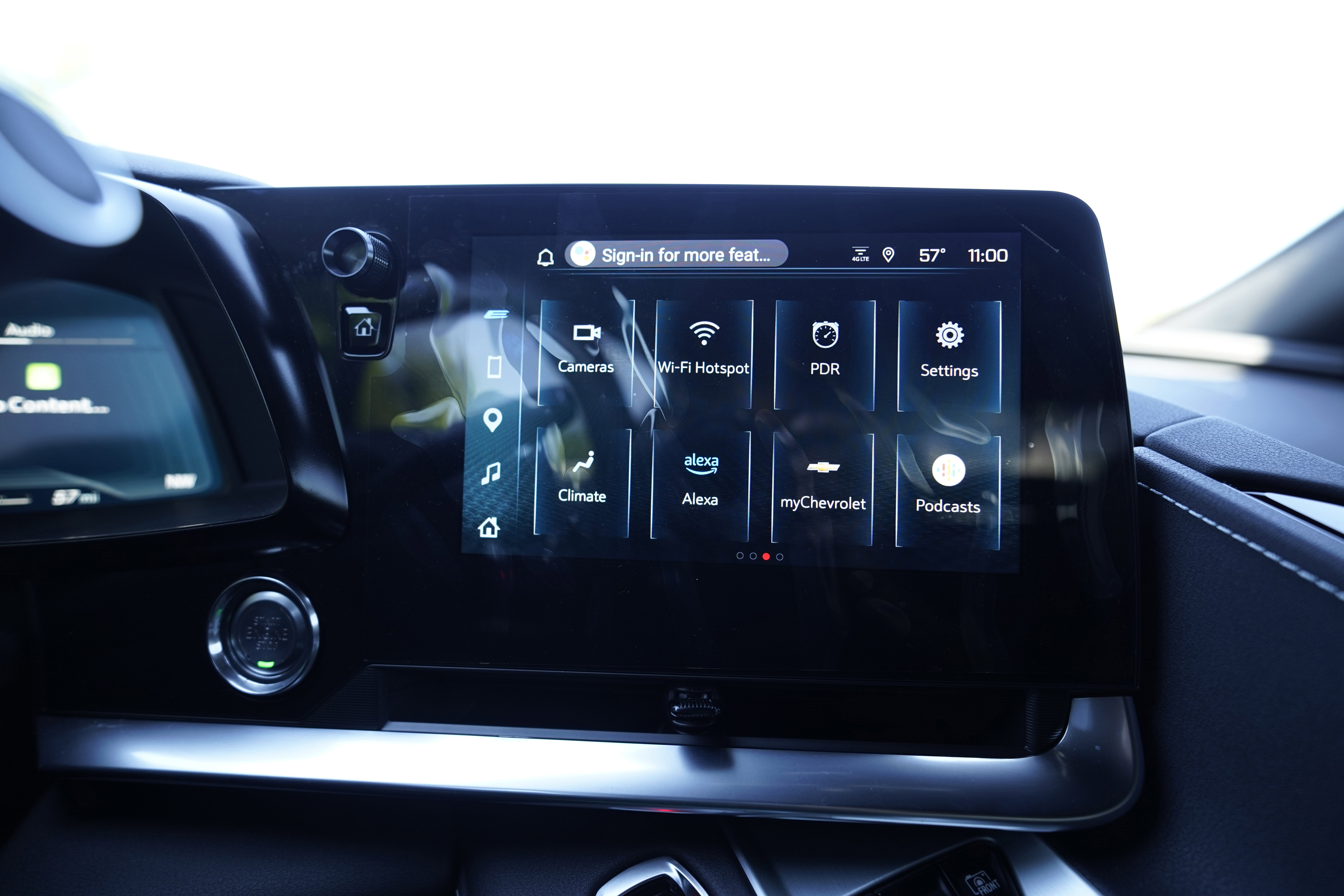 Used 2025 Chevrolet Corvette E-Ray image 27