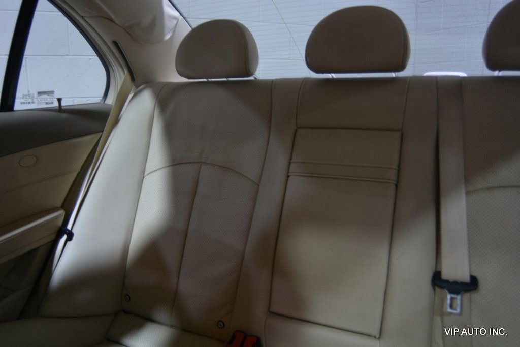 Used 2004 Mercedes-Benz E 320 Sedan image 19