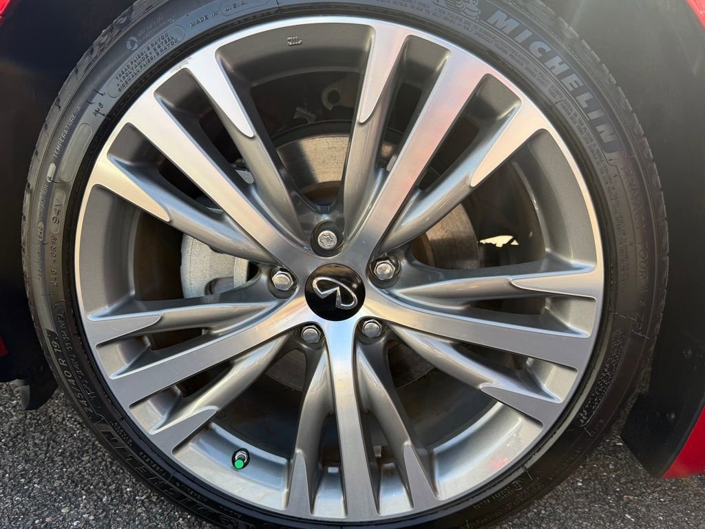 Used 2023 INFINITI Q50 Sensory image 32