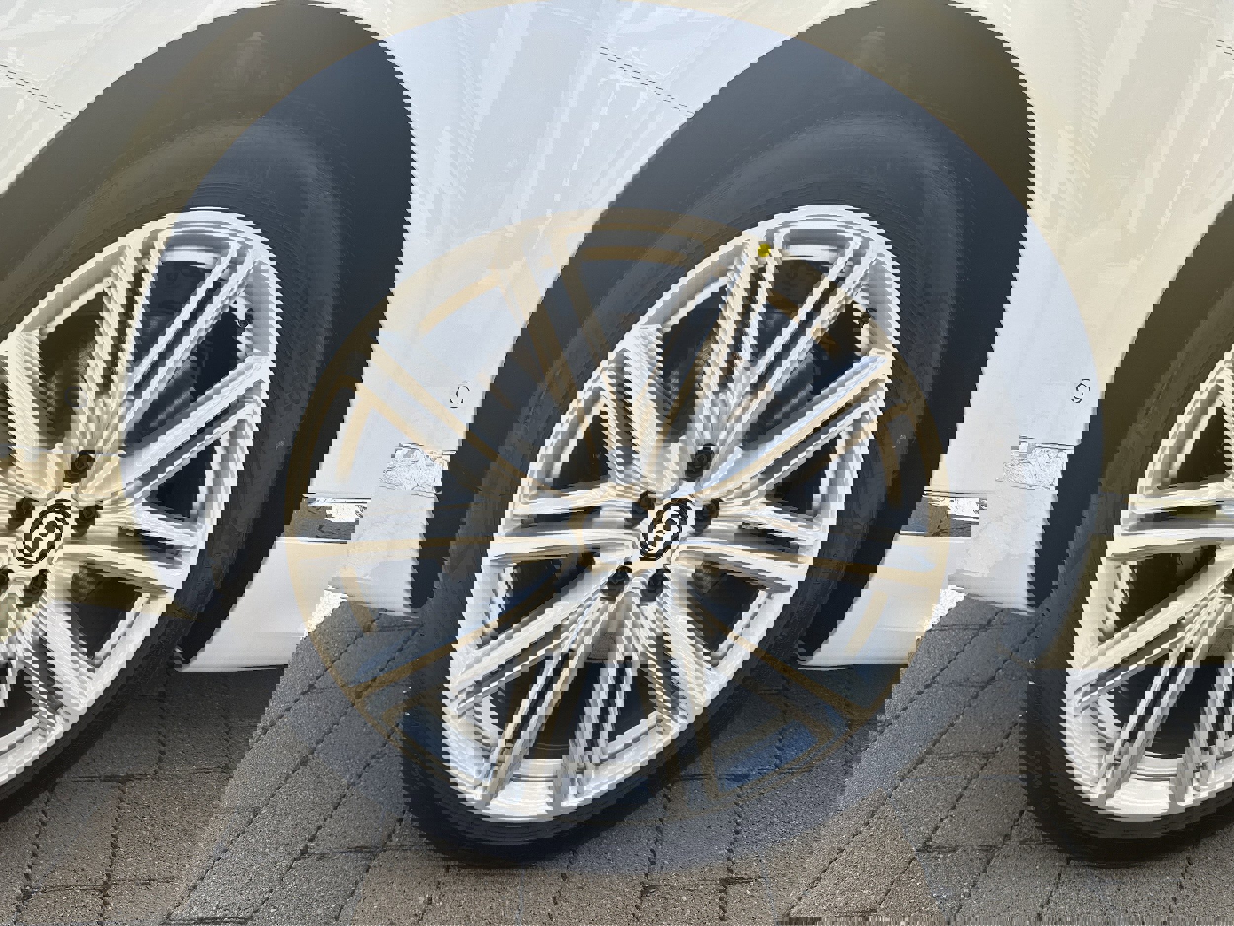 New 2026 Bentley Continental GTC image 11