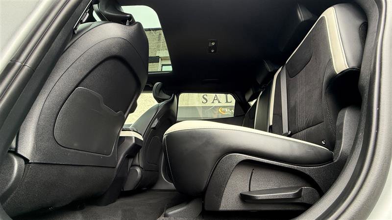 Used 2023 Kia EV6 GT-Line w/ GT-Line Suede Seat Package image 17