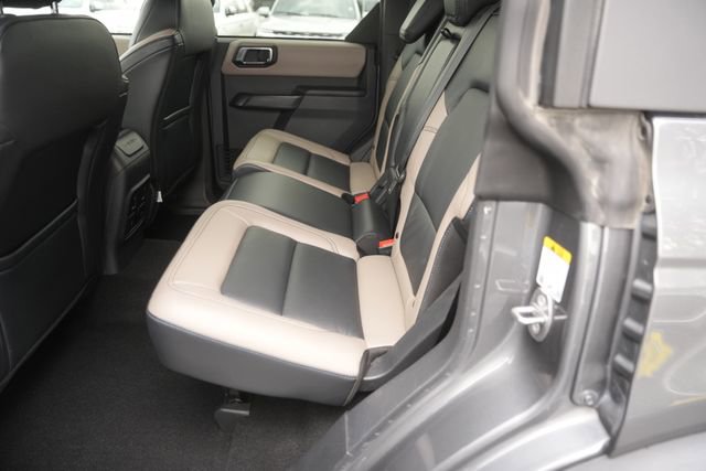 Used 2024 Ford Bronco Wildtrak image 12