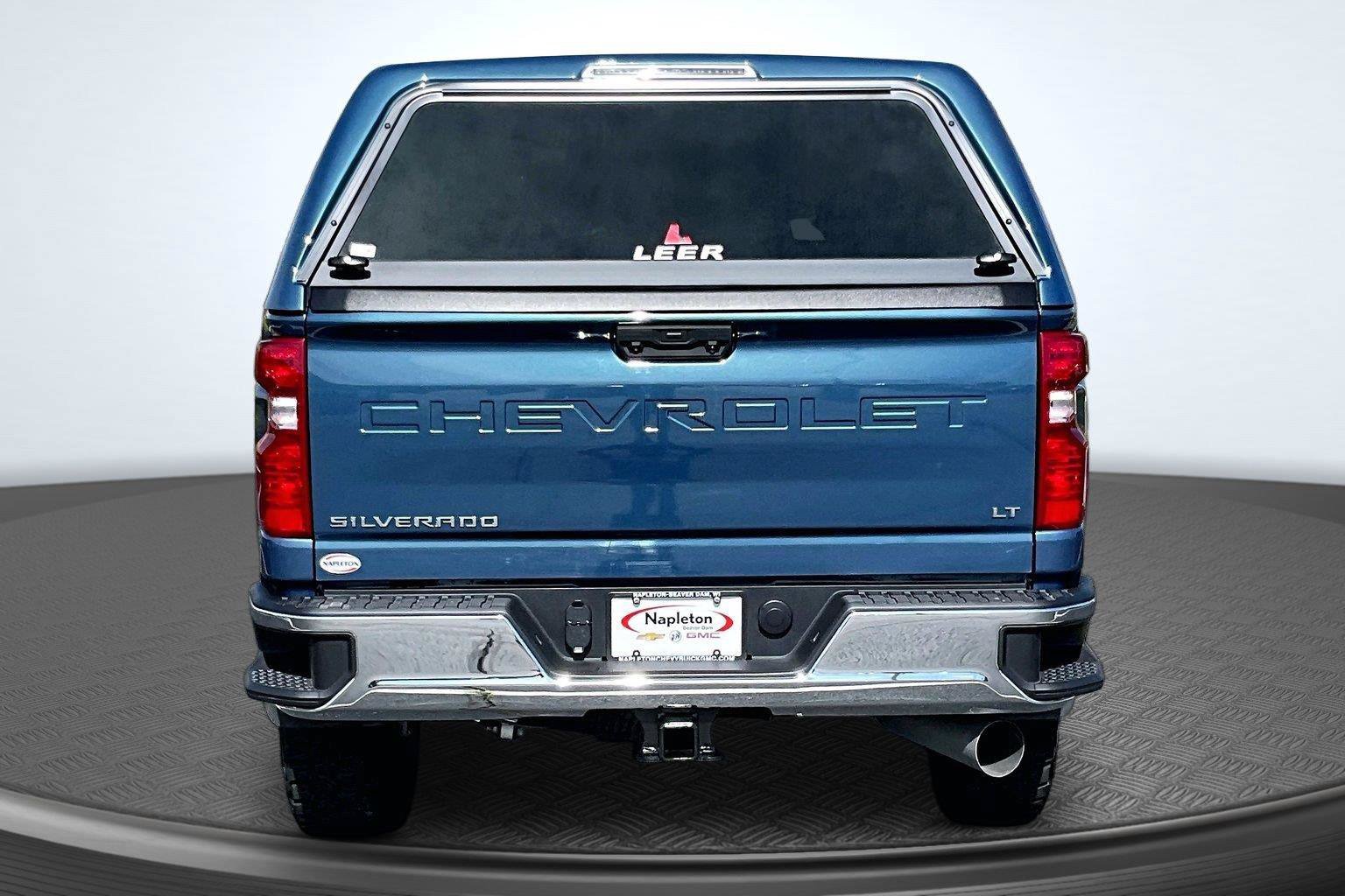 Used 2025 Chevrolet Silverado 3500 LT w/ Leather Package AWD/4WD image 4