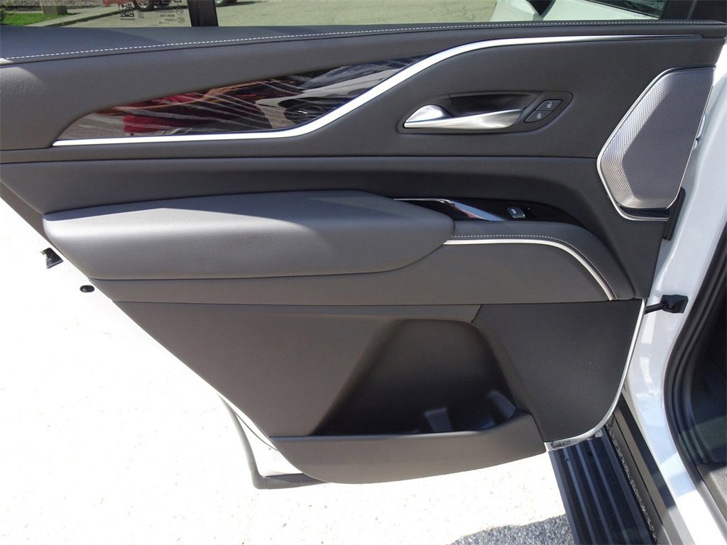 Certified 2024 Cadillac Escalade Sport w/ Touring Package image 16