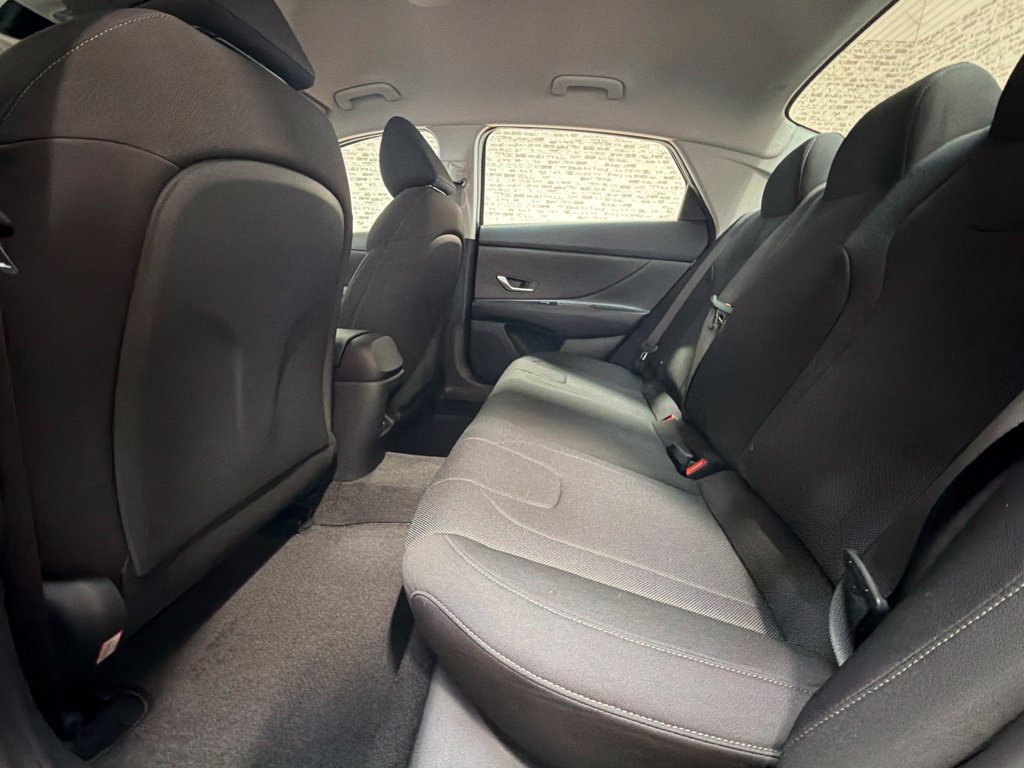 New 2026 Hyundai Elantra SE FWD image 18