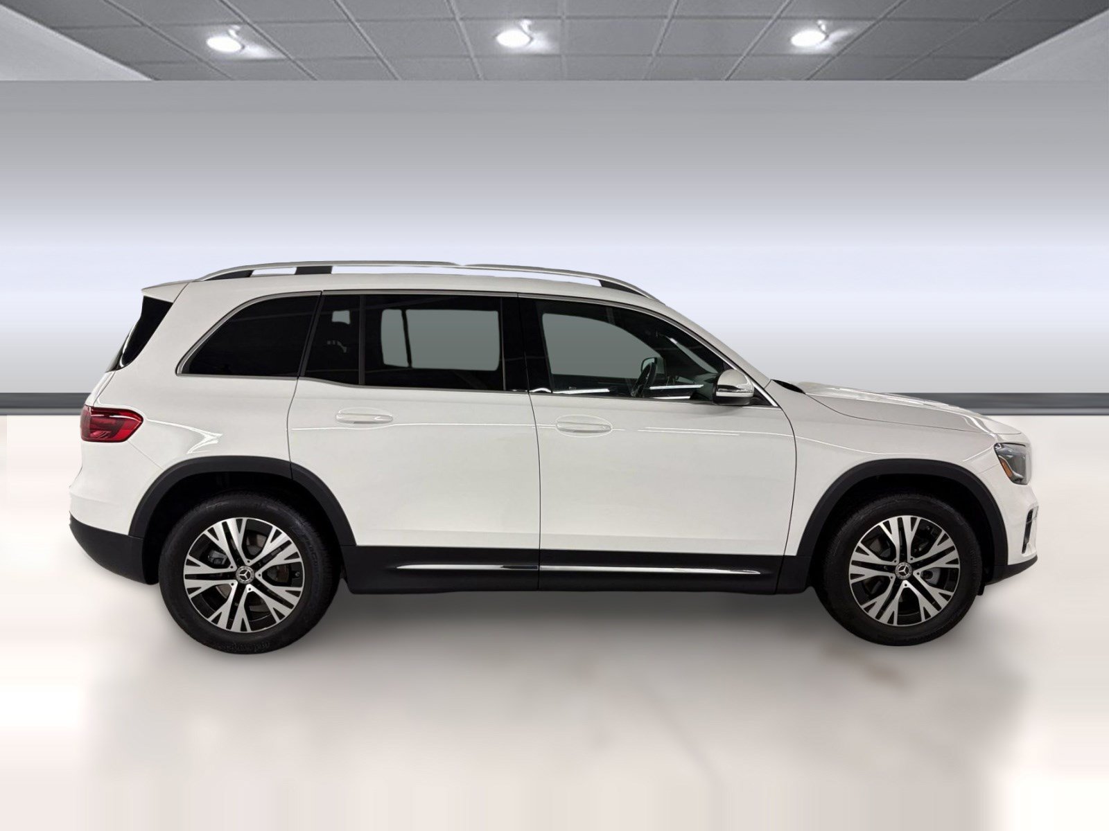 Certified 2026 Mercedes-Benz GLB 250 image 8