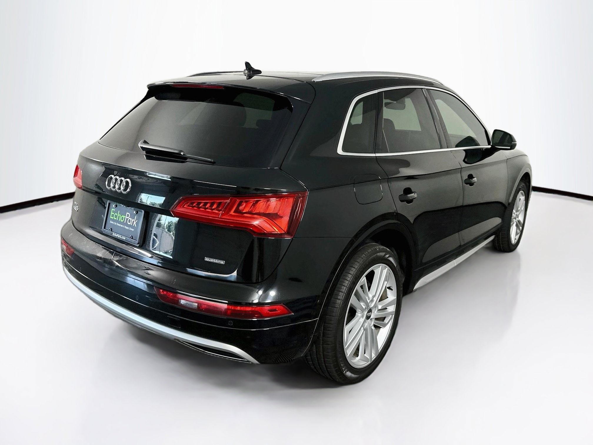 Used 2019 Audi Q5 2.0T Premium Plus w/ Premium Plus Package AWD/4WD image 9